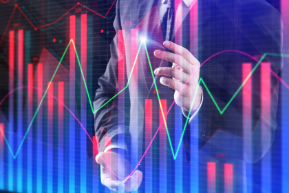 Rodrigo Balassiano destaca como a inovação tecnológica está transformando a estrutura e a eficiência dos fundos de investimento.