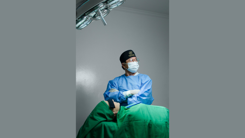 Dr. Milton Seigi Hayashi ressalta a importância do treinamento intensivo em otoplastia com prática supervisionada.