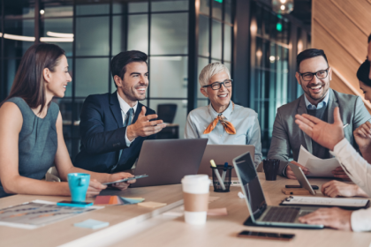 Estruturar equipes multidisciplinares de sucesso exige colaboração intencional, comunicação clara e metas compartilhadas — visão defendida por Bráulio Henrique Dias Viana.