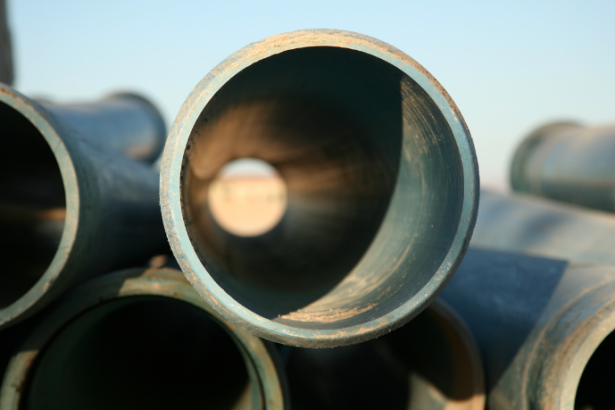 Roletes industriais de grande porte: tecnologia brasileira que ganha escala e qualidade para atender com excelência o mercado europeu — por Paulo Roberto Gomes Fernandes.